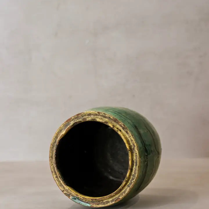 Vintage Emerald Green Pot - 21cm