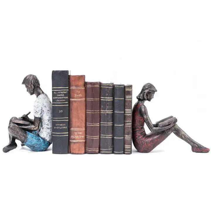 Bookends - Young Couple - 19cm