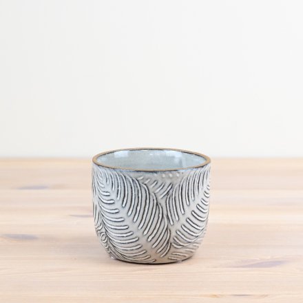 White Embossed Leaf Planter - 11cm