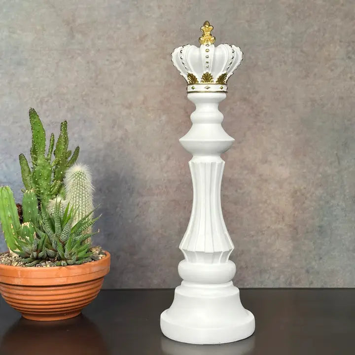 Large King Chess Piece