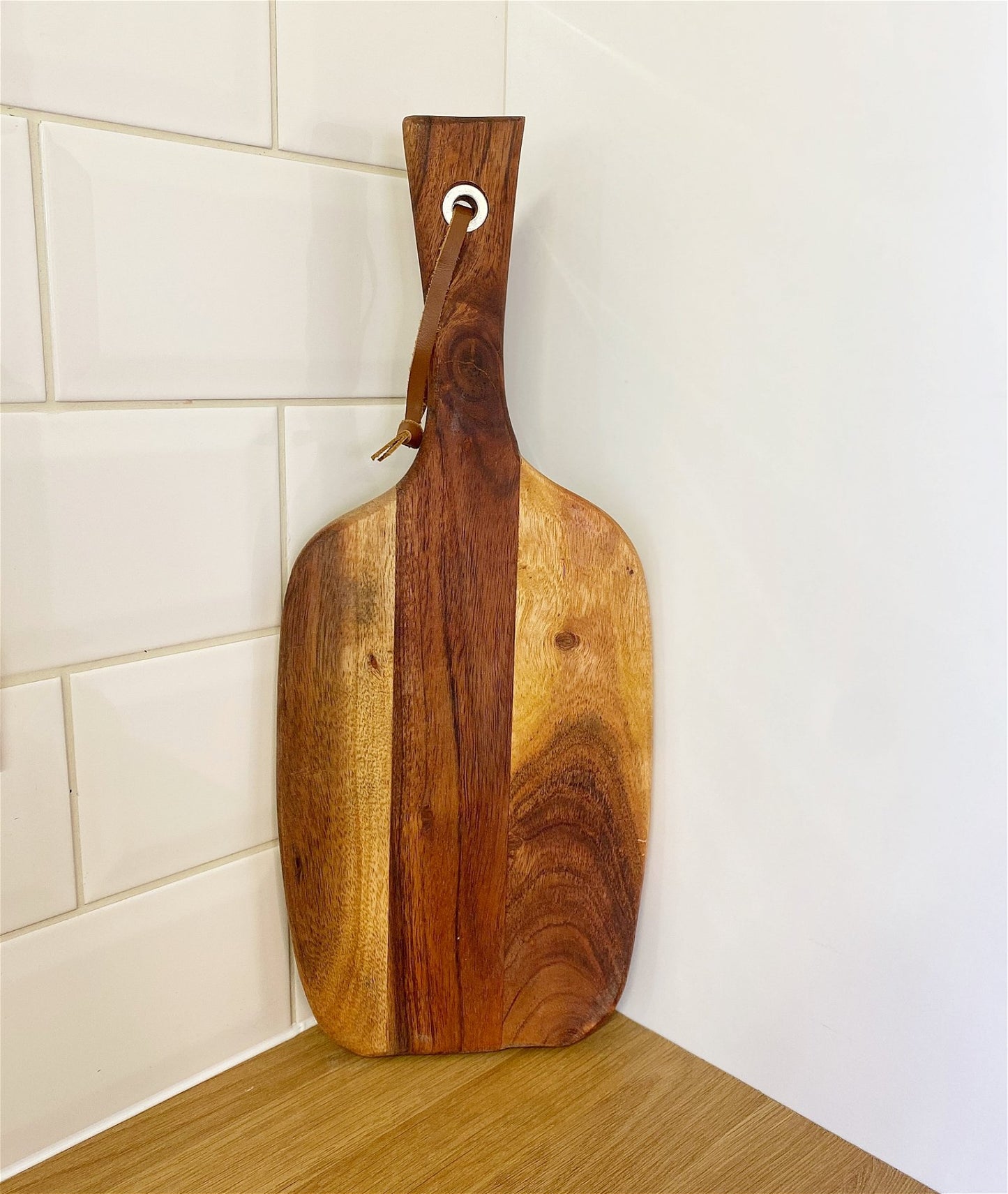 Acacia Paddle Chopping Board - 43cm