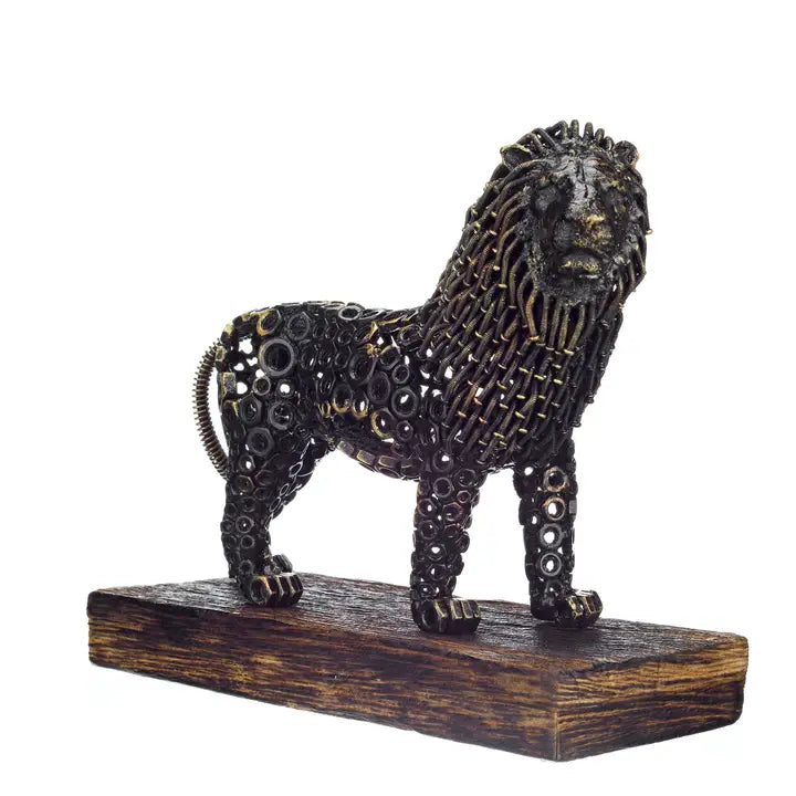 Urban Steel Lion - 32cm