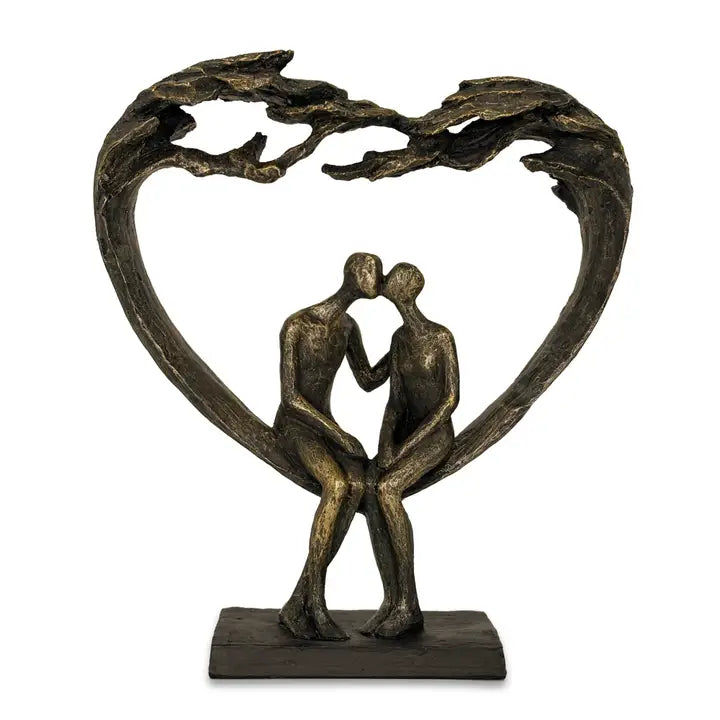 Sitting Couple Under Heart Tree - 26cm