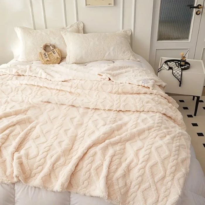 Jacquard Fleece Blanket - 150x200cm Beige