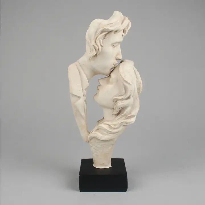 The Kiss , Couple Statue - 29cm