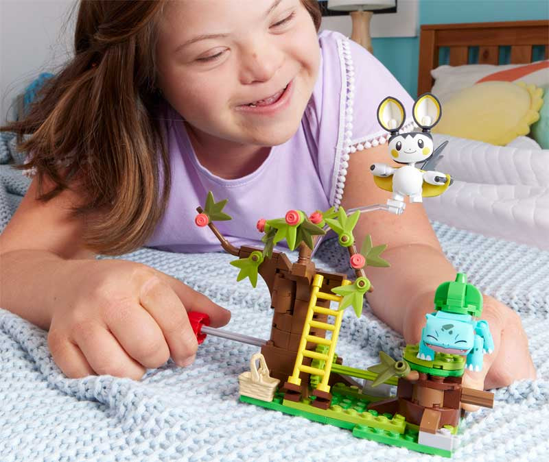 Pokemon Emolga & Bulbasaur Charming Woods MEGA