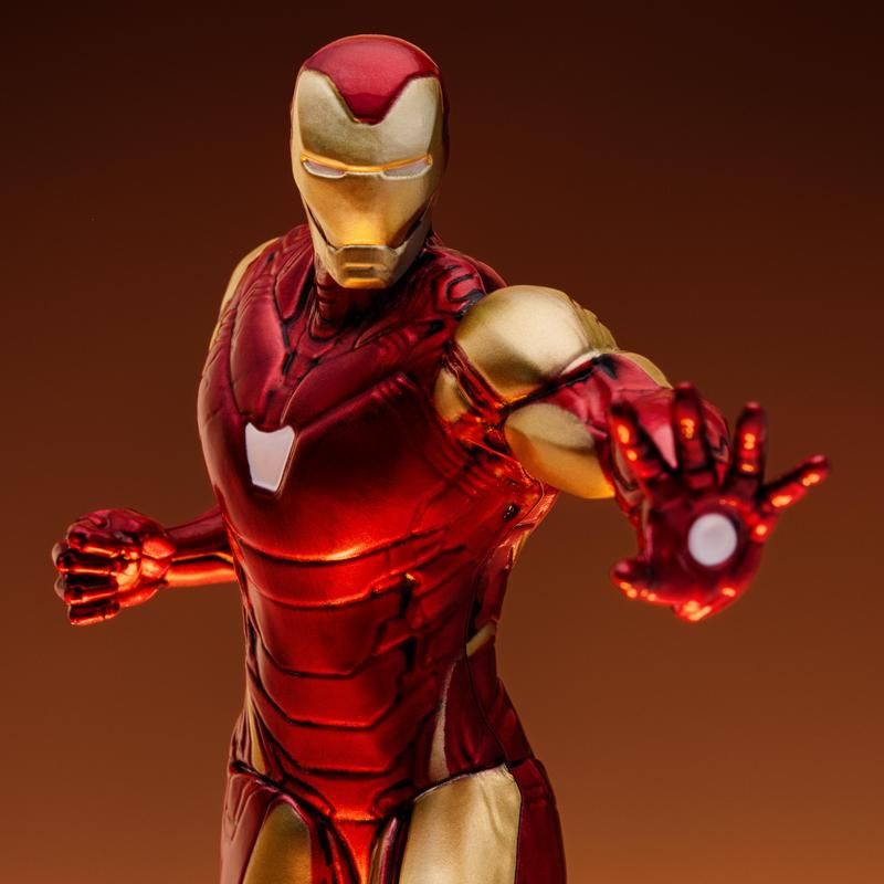 Iron Man Diorama Light/Nightlight - 31.5cm