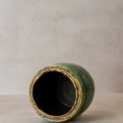 Vintage Emerald Green Pot - 21cm
