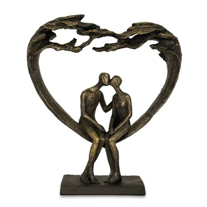 Sitting Couple Under Heart Tree - 26cm
