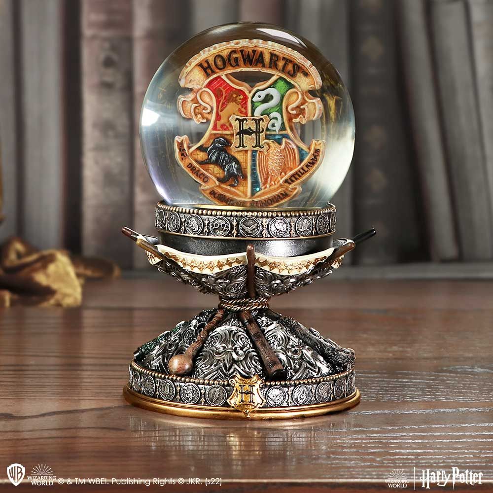 Harry Potter Wand Snow Globe - 16.5cm