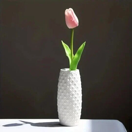 White Scandi Style Bud Vase 12.8CM