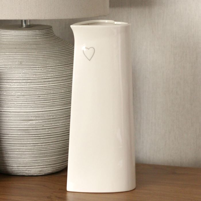 White Ceramic Heart Vase 11CM